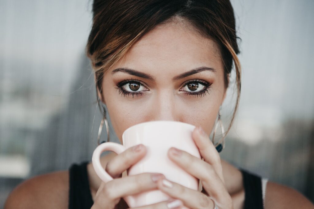 woman drinking coffee